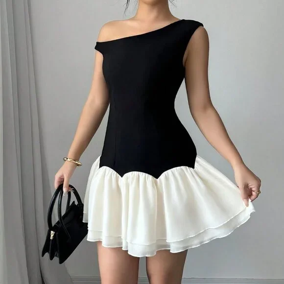 Black Casual Women's Woven Splicing Design Sleeveless Asymmetric Mini Dress - Picture 3 of 6